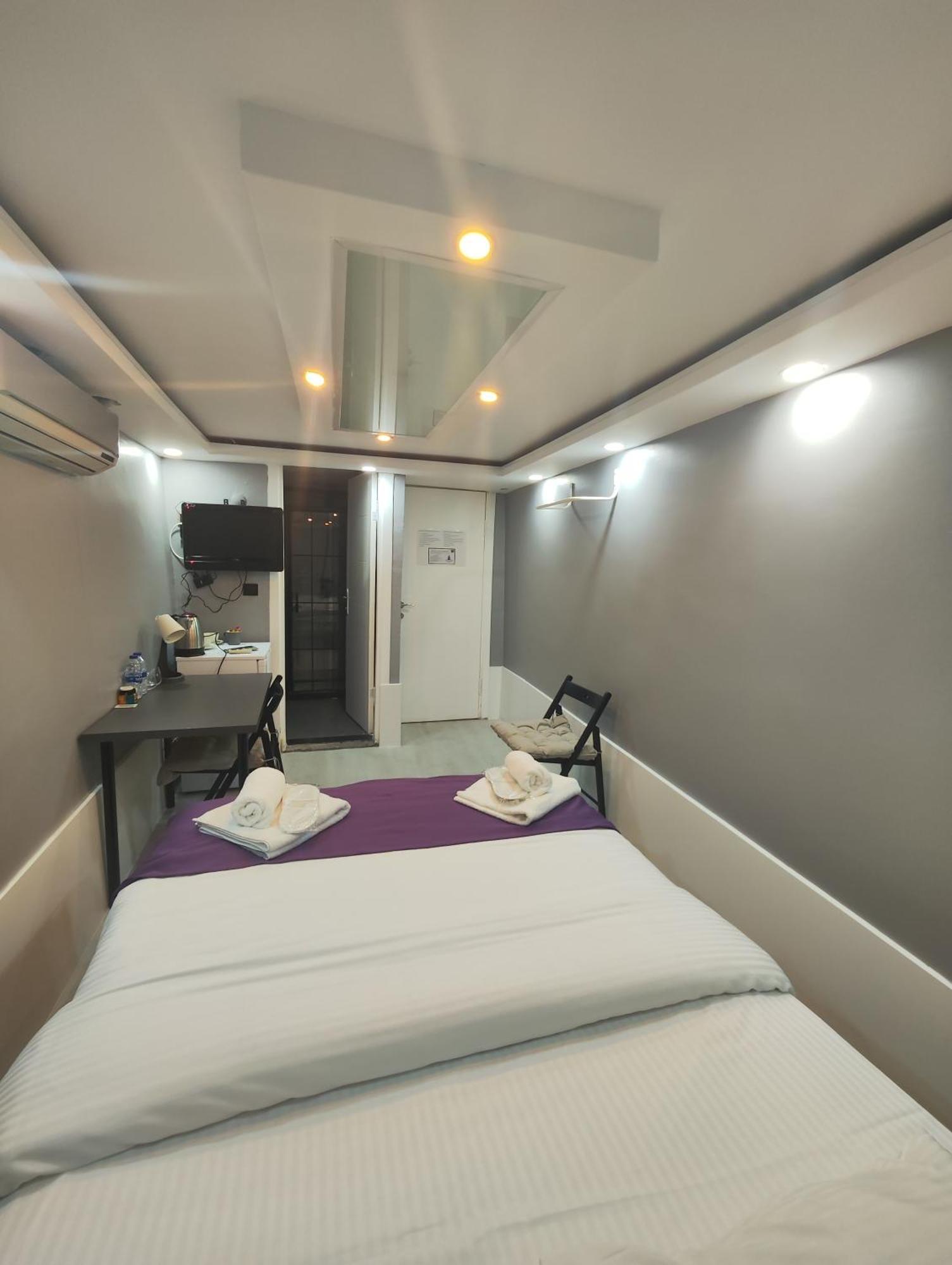 Galata Rame Hotel Istanboel Buitenkant foto